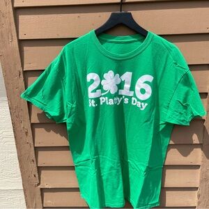 2016 St. Platty’s Day T Shirt. SUNY Plattsburgh festive tee. Size Large.